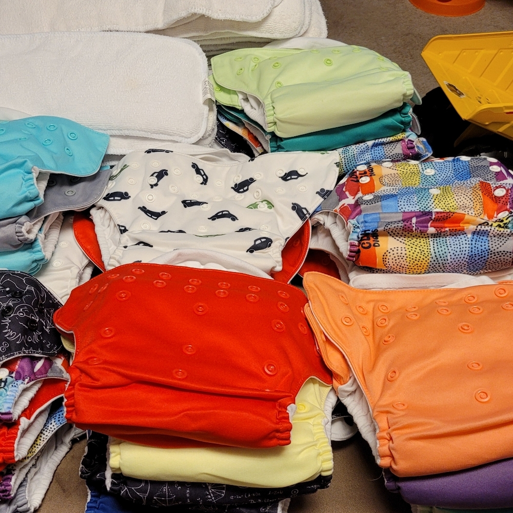 BumGenius 5.0 pocket cloth diapers with inserts (selling as a lot)